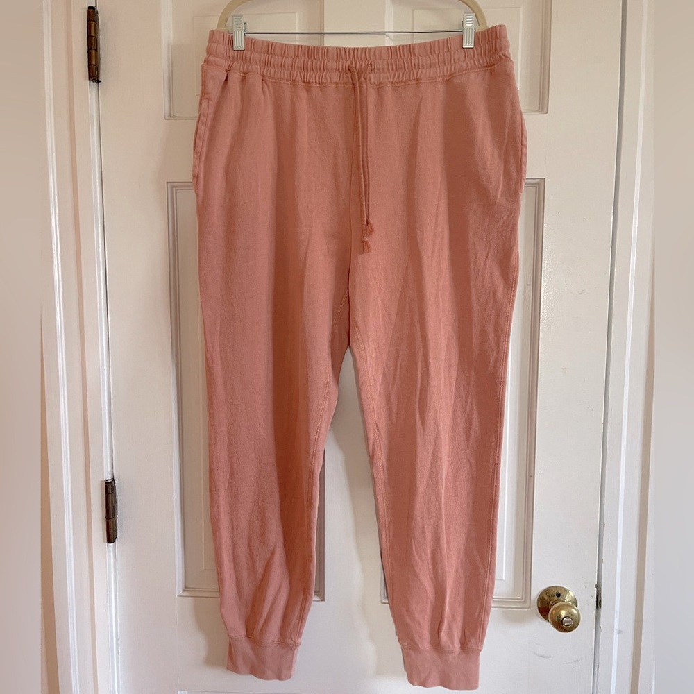 J.Crew NWOT 💯% cotton lightweight joggers with pockets & drawstring light peach